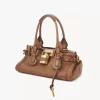 Paddington-Tasche aus genarbtem Leder Paddington-Tasche aus genarbtem Leder