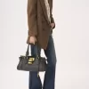 Paddington-Tasche aus genarbtem Leder Paddington-Tasche aus genarbtem Leder