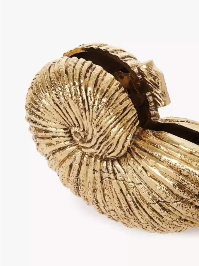 Sea Treasures Shell Minaudière aus Metall Sea Treasures Shell Minaudière aus Metall