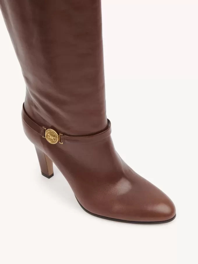 Stiefel Eve mit Absatz Stiefel Eve mit Absatz