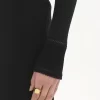 Taillierter Rollkragenpullover aus Wollstrick