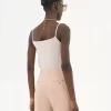 Tanktop mit dünnen Trägern aus superfeinem Wollstrick Tanktop mit dünnen Trägern aus superfeinem Wollstrick