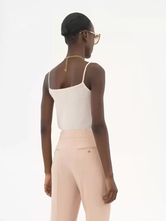 Tanktop mit dünnen Trägern aus superfeinem Wollstrick Tanktop mit dünnen Trägern aus superfeinem Wollstrick