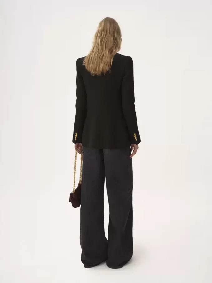 Zweireihige Tailored-Jacke aus Wollbouclette Zweireihige Tailored-Jacke aus Wollbouclette